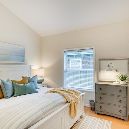 Airy Coastal Escape With Deck - Steps To Beach! Pacific Beach Esterno foto